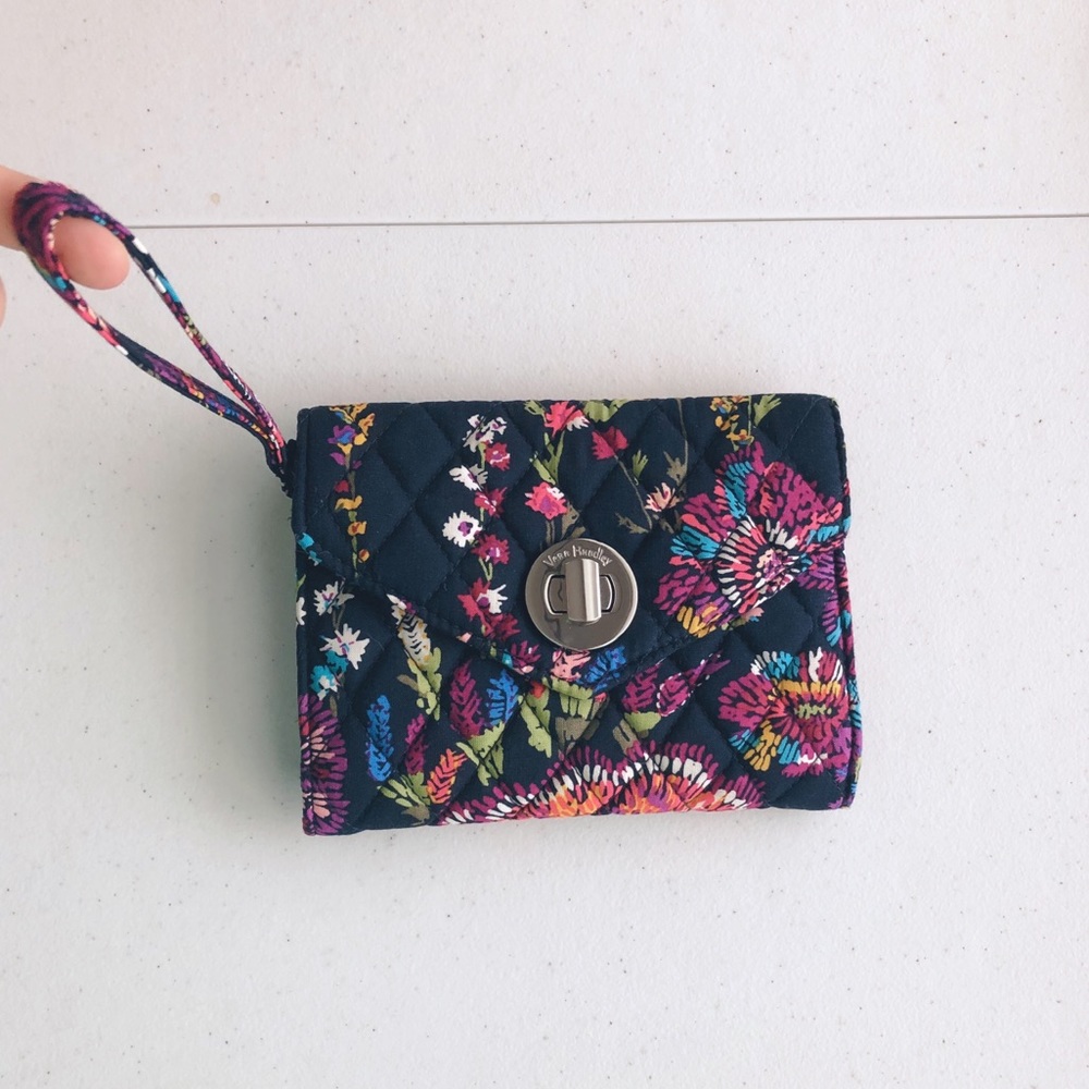 Vera Bradley Wrislet NWOT